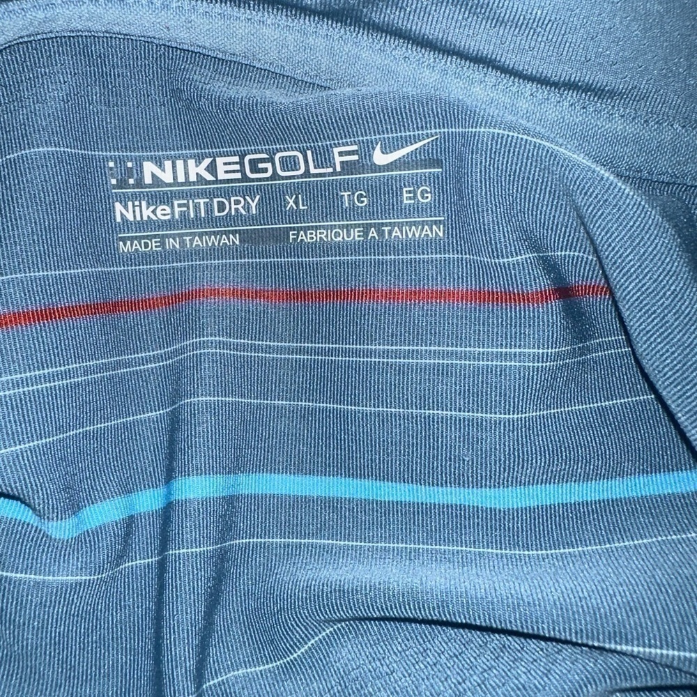 Men’s pre own as is Nike XL size golf polo shirt blue red striped - Picture 4 of 4